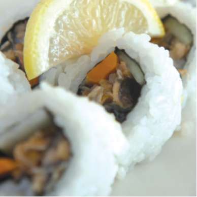 12.Salmon Skin Roll